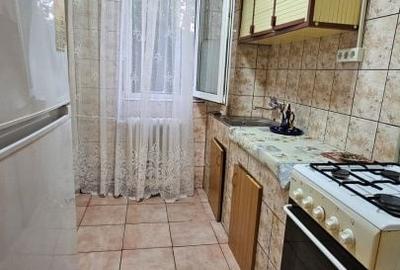 Apartament cu 2 camere semidecomandat în Craiovița Nouă - 2