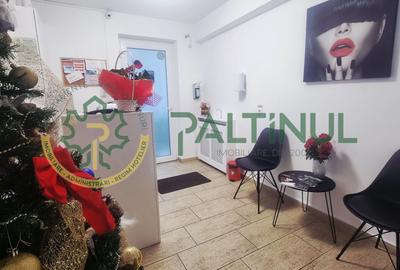 Apartament cu 6 camere decomandat în Central