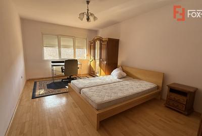 Apartament cu 4 camere semidecomandat, mobilat în Central - 2