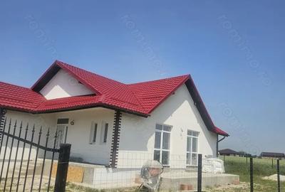 Casă cu 4 camere cu Teren 550 Mp în Ciolpani - 6