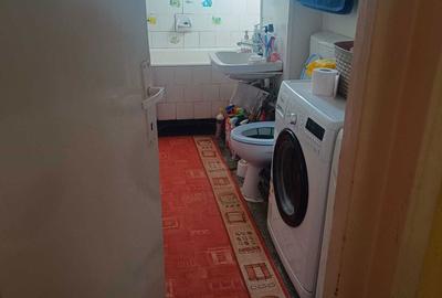 Apartament cu 3 camere decomandat în Central - 1