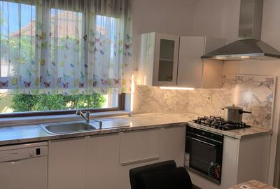 Casă cu 4 camere în Luna - 4