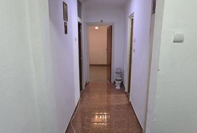 Apartament cu 2 camere decomandat în Rahova