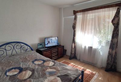 Apartament cu 3 camere decomandat în Vitrometan - 4
