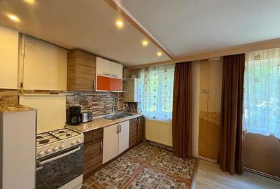 Apartament cu 3 camere decomandat în Gojdu - 4