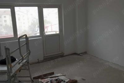 Apartament cu 2 camere decomandat în Micro 3 - 3