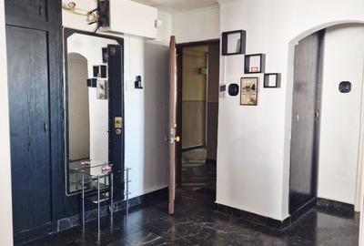 Apartament cu 3 camere decomandat în Rogerius