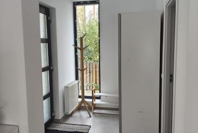 Casă individuală cu 4 camere cu Teren 256 Mp în Florești - 2