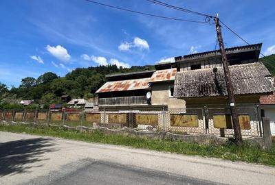Casă cu 4 camere în Central - 4