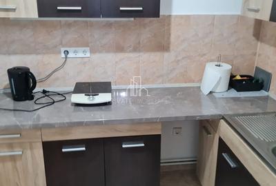 Apartament cu 2 camere decomandat în Cornișa - 4