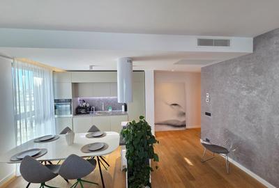 Apartament cu 3 camere semidecomandat în Herăstrău