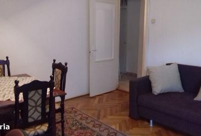 Apartament cu 3 camere decomandat în Complex Studențesc
