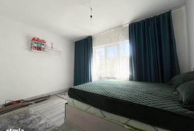 Apartament cu 2 camere semidecomandat în Aradului