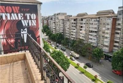 Apartament cu 3 camere decomandat în Dacia