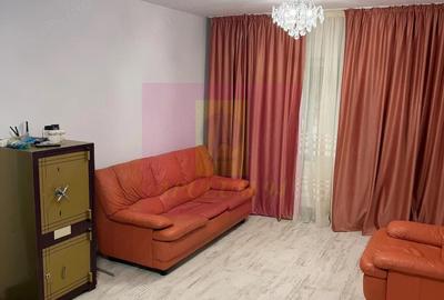 Apartament cu 4 camere decomandat în Vitan