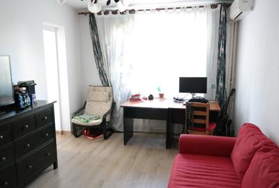 Apartament cu 3 camere decomandat, mobilat în Apărătorii Patriei - 3