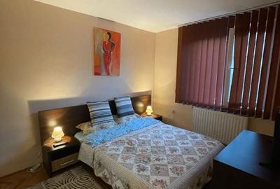 Apartament cu 2 camere decomandat în Central - 2