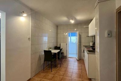 Apartament cu 2 camere decomandat în Băneasa - 9