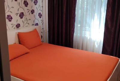 Apartament cu 3 camere decomandat în Tei - 2