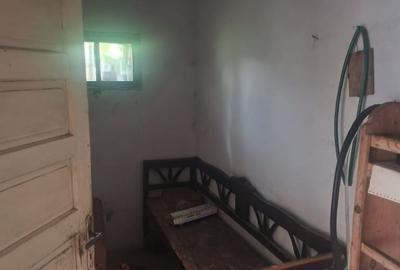 Casă cu 2 camere în Cozla