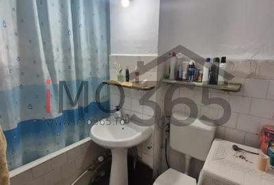 Apartament cu 3 camere decomandat în Războieni