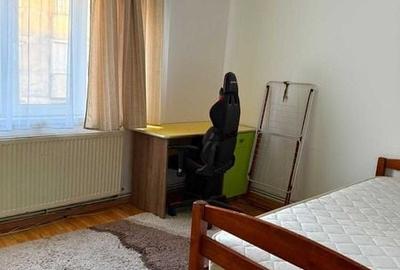 Apartament cu 3 camere în Central - 6