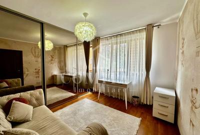 Apartament cu 3 camere decomandat, mobilat în Europa - 12