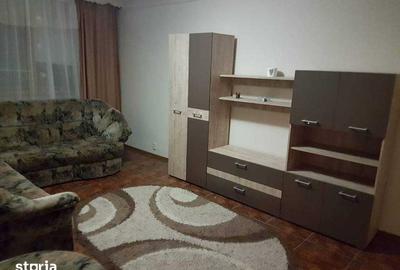 Apartament cu 2 camere decomandat în Galata
