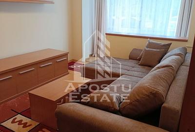 Apartament cu 3 camere decomandat în Cetății - 3