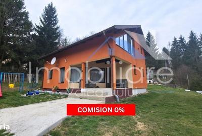 Casă cu 4 camere cu Teren 1711 Mp în Uric - 4