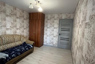 Garsonieră decomandată în Apărătorii Patriei