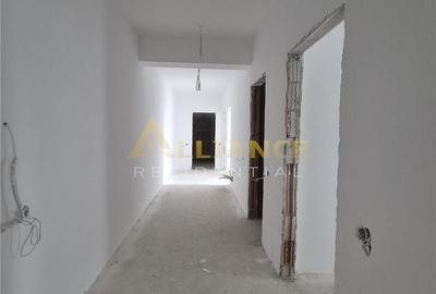 Apartament cu 3 camere decomandat în Apărătorii Patriei