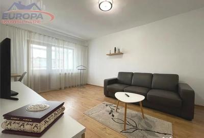 Apartament cu 2 camere decomandat în E3