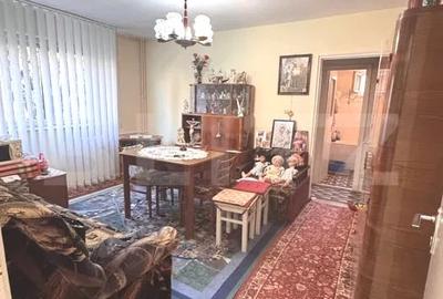 Apartament cu 2 camere semidecomandat, mobilat în Electroprecizia