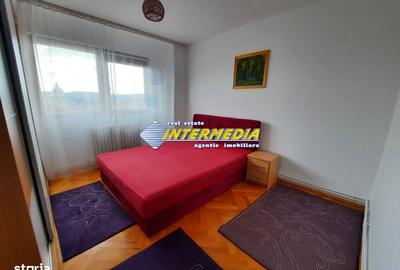 Apartament cu 3 camere decomandat în Central - 1