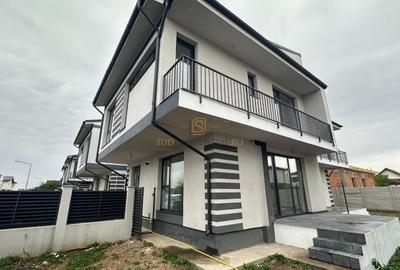 Casă cu 4 camere cu Canalizare în Berceni