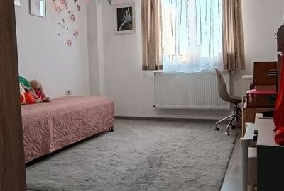 Apartament cu 2 camere decomandat în Dărmănești - 4