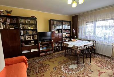 Apartament cu 4 camere decomandat în Sud - 4