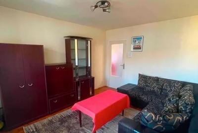 Apartament cu 3 camere decomandat în Ștrand