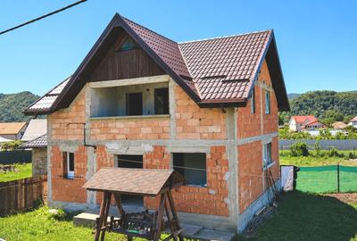 Casă individuală cu 3 camere cu Teren 600 Mp în Cut - 16