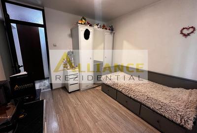 Apartament cu 3 camere decomandat, mobilat în Central