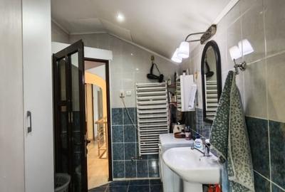 Casă individuală cu 4 camere cu Canalizare în Șerbănești - 11
