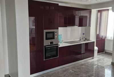 Apartament cu 3 camere decomandat în Progresul
