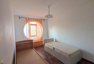 Apartament cu 3 camere decomandat în Avantgarden