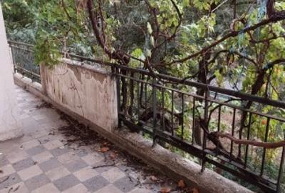 Apartament cu 4 camere semidecomandat în Cișmigiu