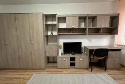 Garsonieră decomandată în Gară