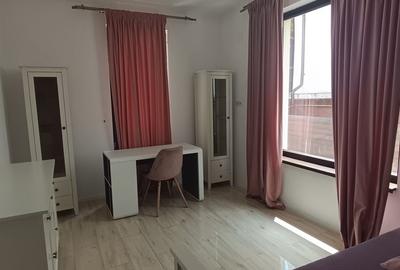 Casă cu 10 camere cu Teren 1274 Mp în Calea București - 14