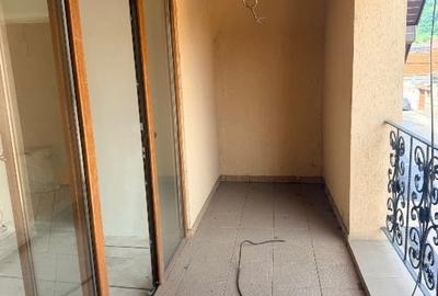 Casă individuală cu 5 camere cu Canalizare în Central - 12