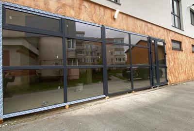 Spațiu comercial, de 40 mp, în Big-Bascov - 1
