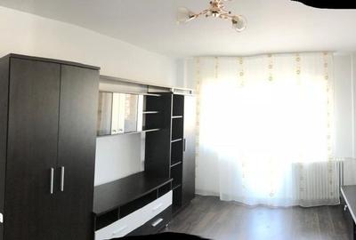 Apartament cu 4 camere decomandat în Berceni
